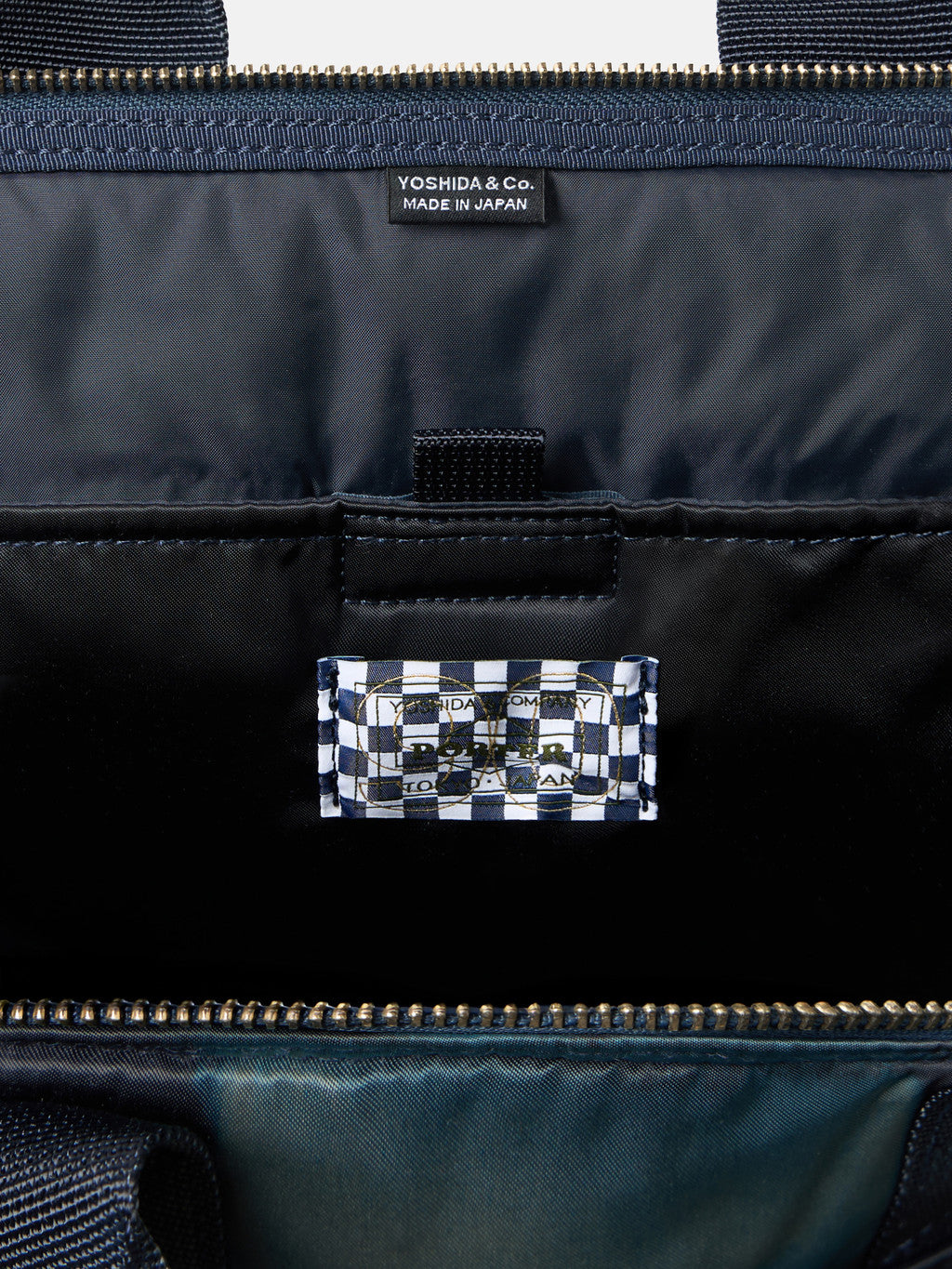 9200003 HAND CORROSION ON NYLON TWILL