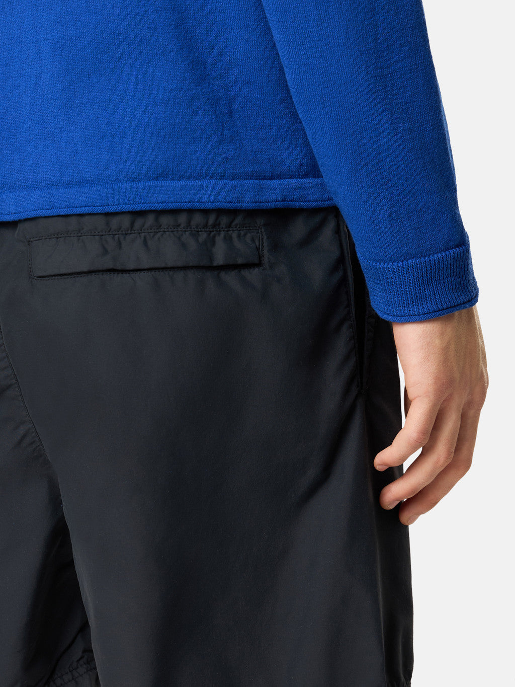 B100B09 BRUSHED NYLON